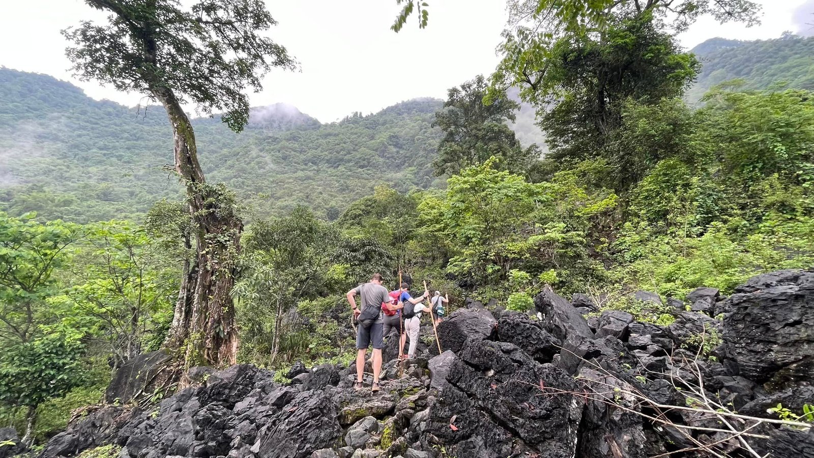 3 Days Cultural Adventure to Cao Bang and Ba Be Lake